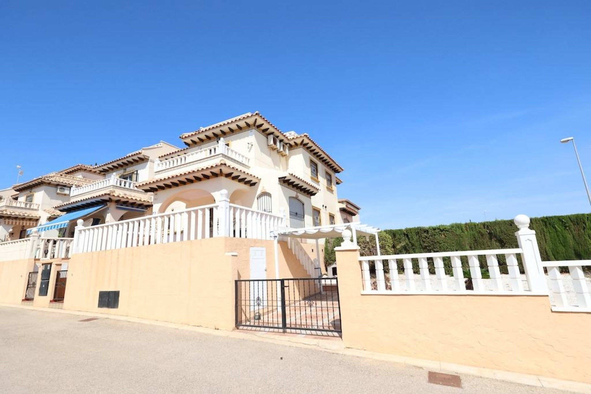 Reventa - Terraced house - Orihuela Costa - Montezenia