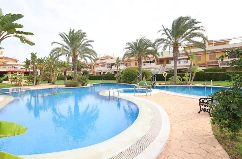 Reventa - Terraced house - Orihuela Costa - Punta Prima