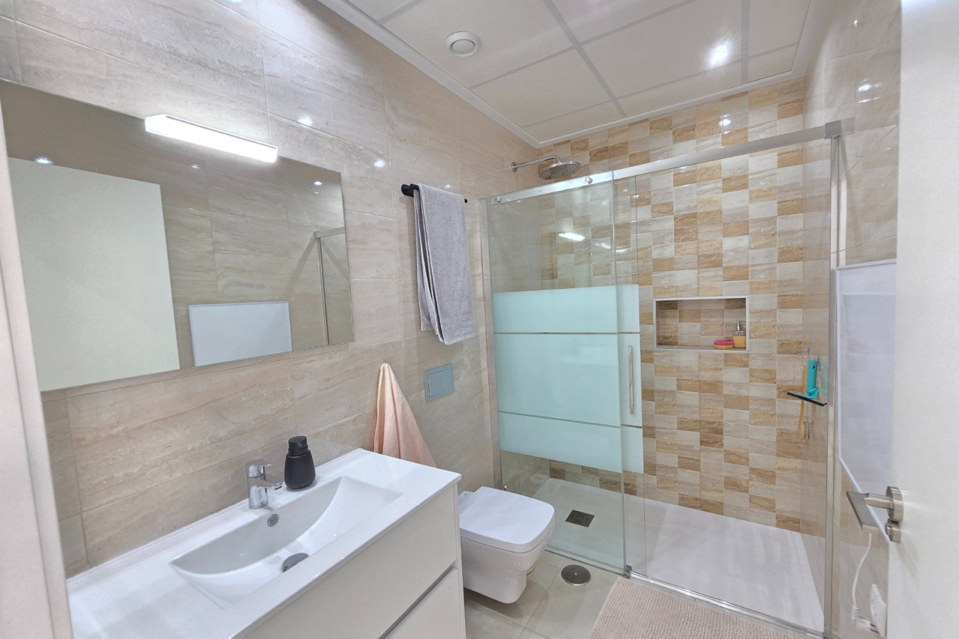 Reventa - Townhouse * - Ciudad Quesada * - Doña Pepa *