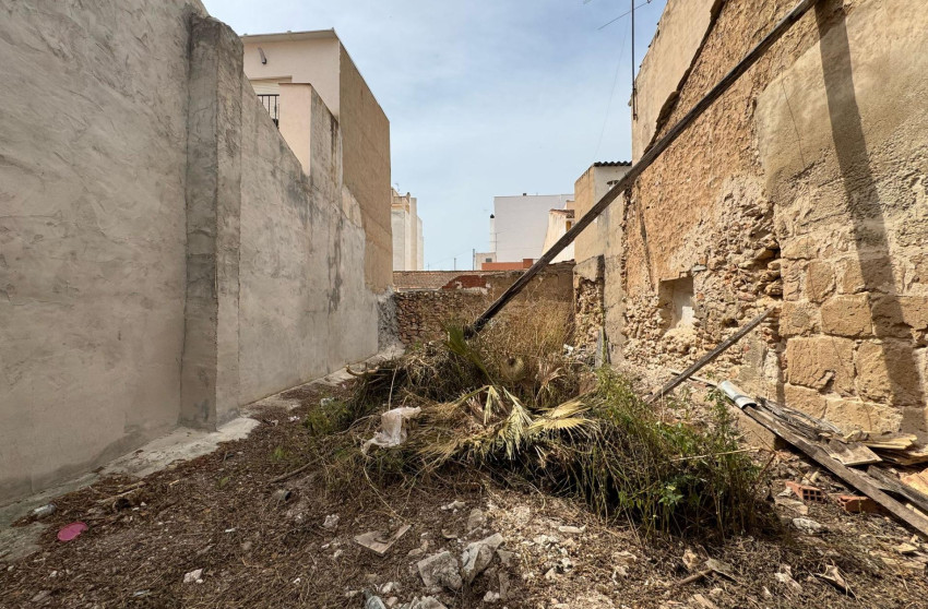 Reventa - Urban building plot - Torrevieja - Centro