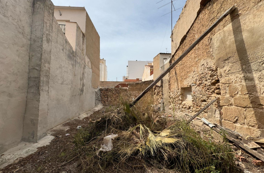 Reventa - Urban building plot - Torrevieja - Centro