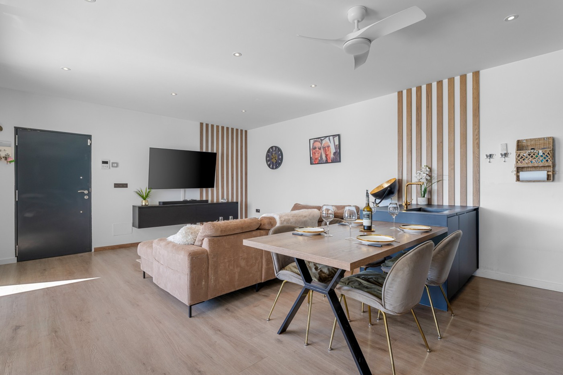 Reventa - Villa - Fortuna - Urbanizacion Las Kalendas