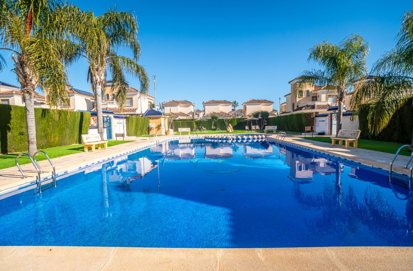 Reventa - Villa - Guardamar del Segura - EL RASO