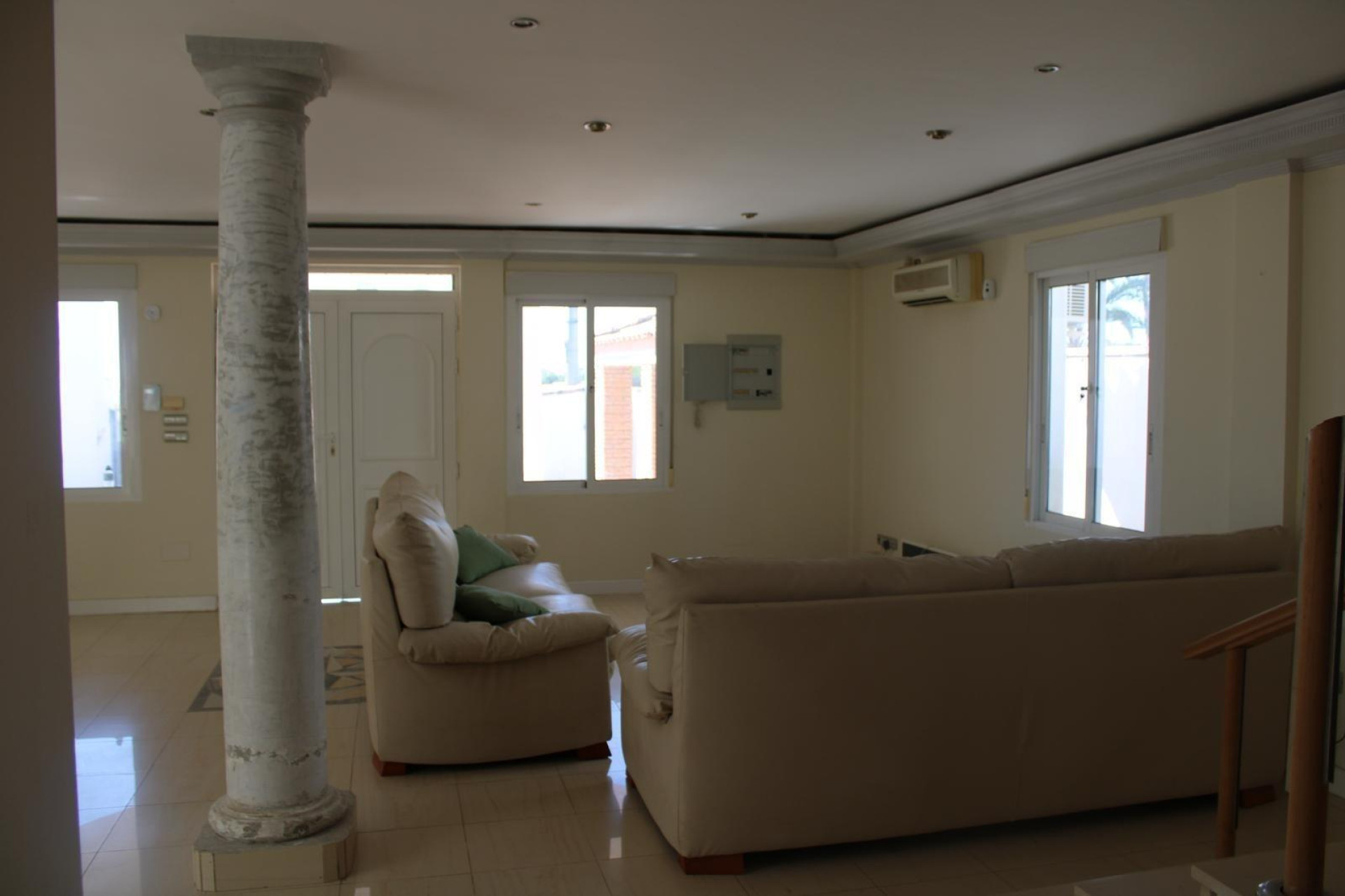 Reventa - Villa - Jacarilla - Comunidad valenciana