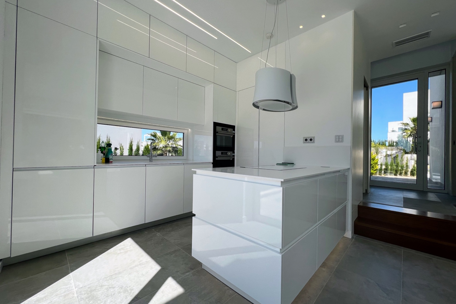 Reventa - Villa - LAS COLINAS GOLF RESORT