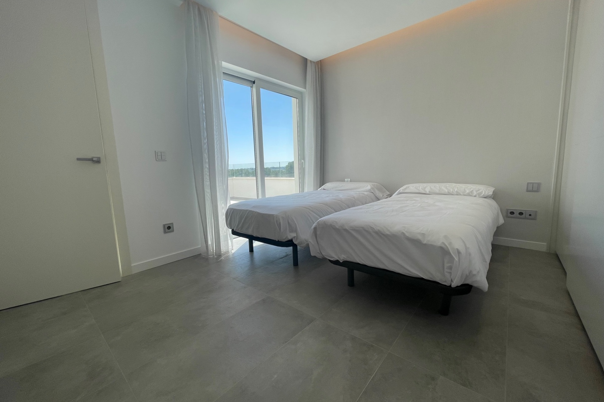 Reventa - Villa - LAS COLINAS GOLF RESORT