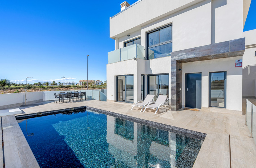 Reventa - Villa - Los Alcazares