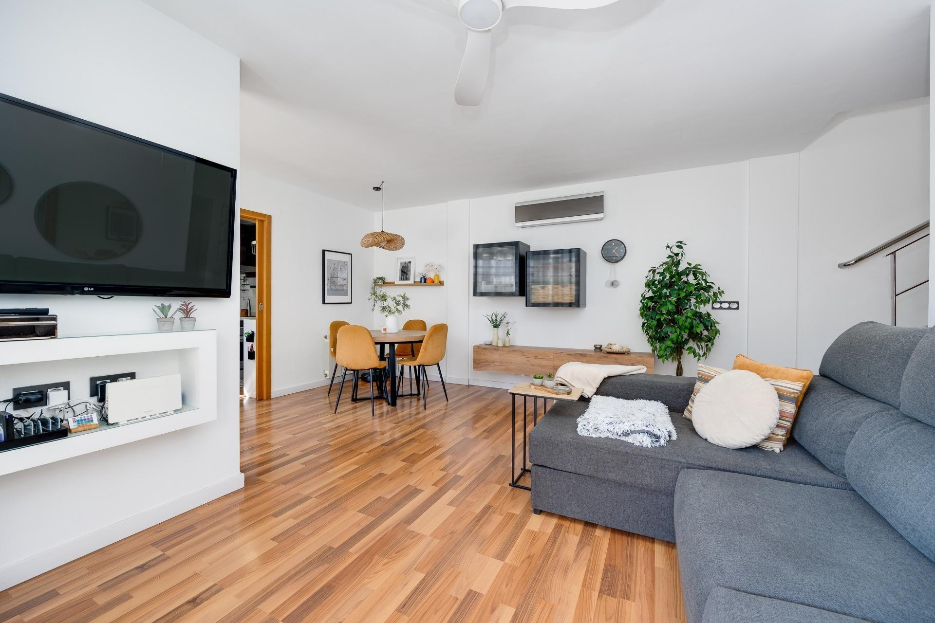 Reventa - Villa - Los Montesinos - Costa blanca sur