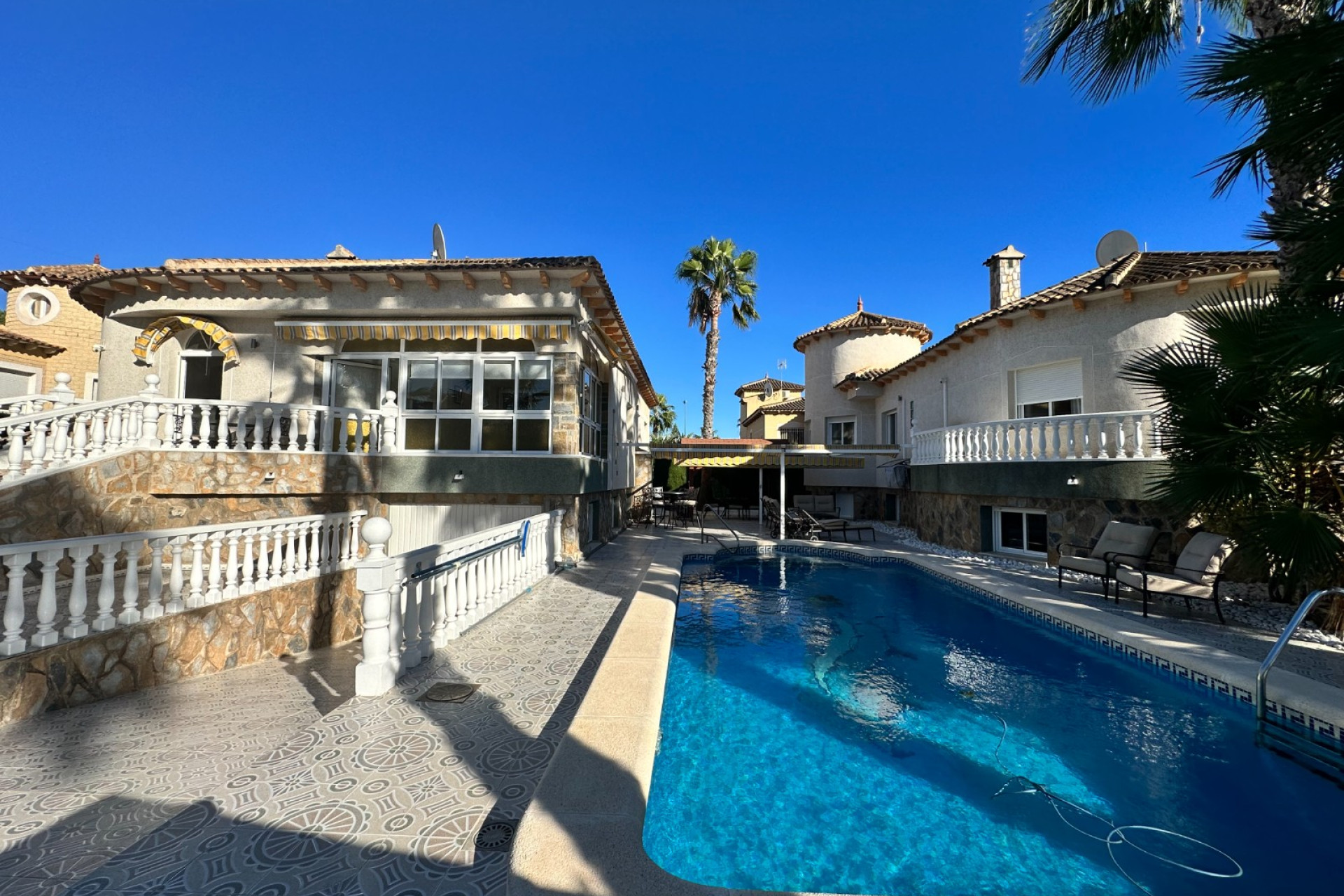 Reventa - Villa - Orihuela - Benferri