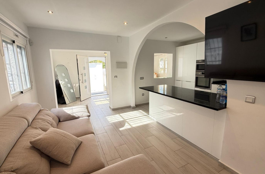 Reventa - Villa - Orihuela Costa - Las Filipinas
