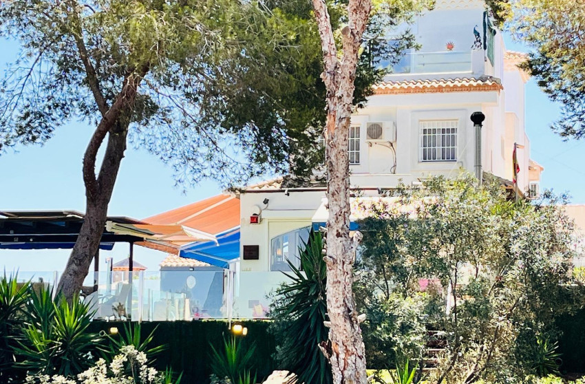 Reventa - Villa - Orihuela Costa - Lomas de Cabo Roig-Los Dolses