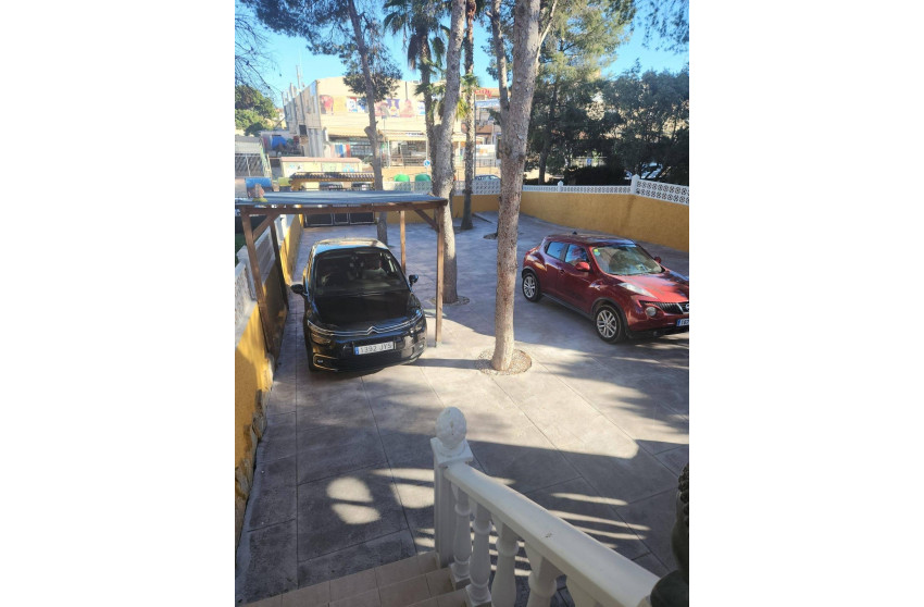 Reventa - Villa - Orihuela Costa - Los Almendros-La Florida