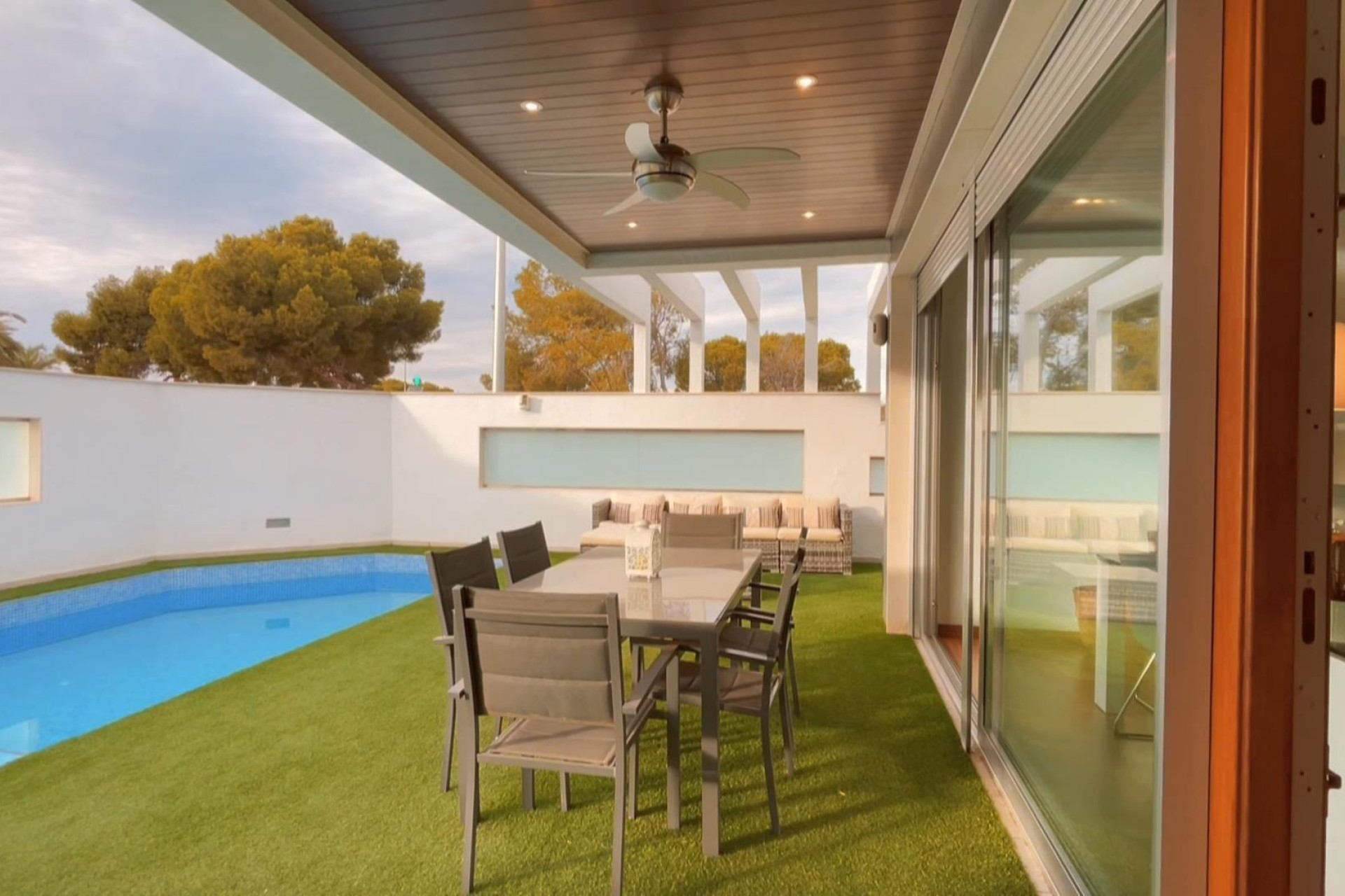 Reventa - Villa - Orihuela Costa - Mil Palmeras