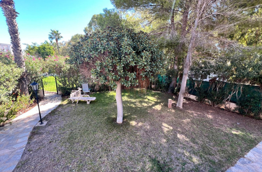 Reventa - Villa - Orihuela Costa - Playa Flamenca Norte