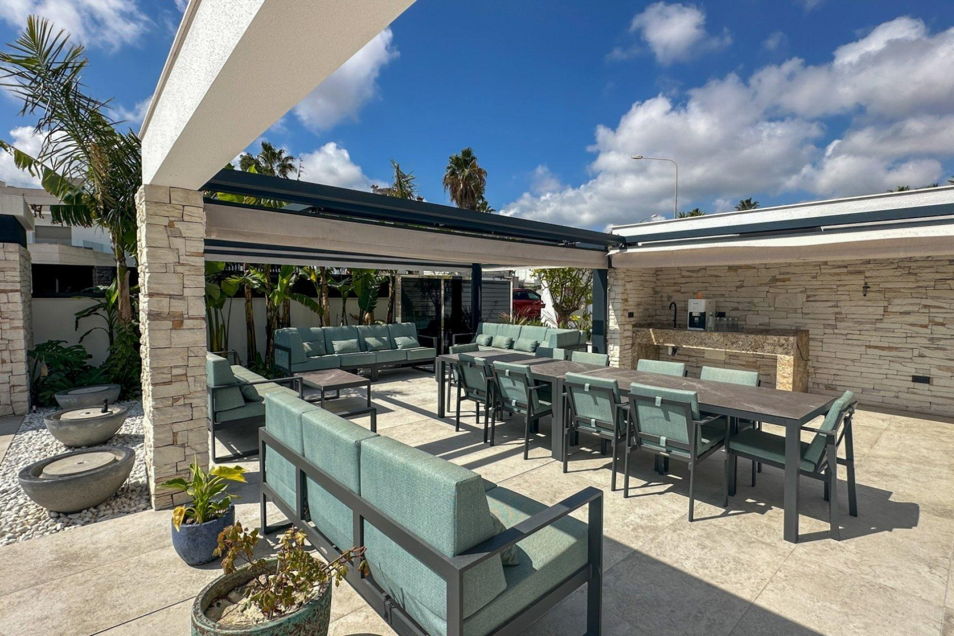 Reventa - Villa - Orihuela Costa - Villamartín-Las Filipinas