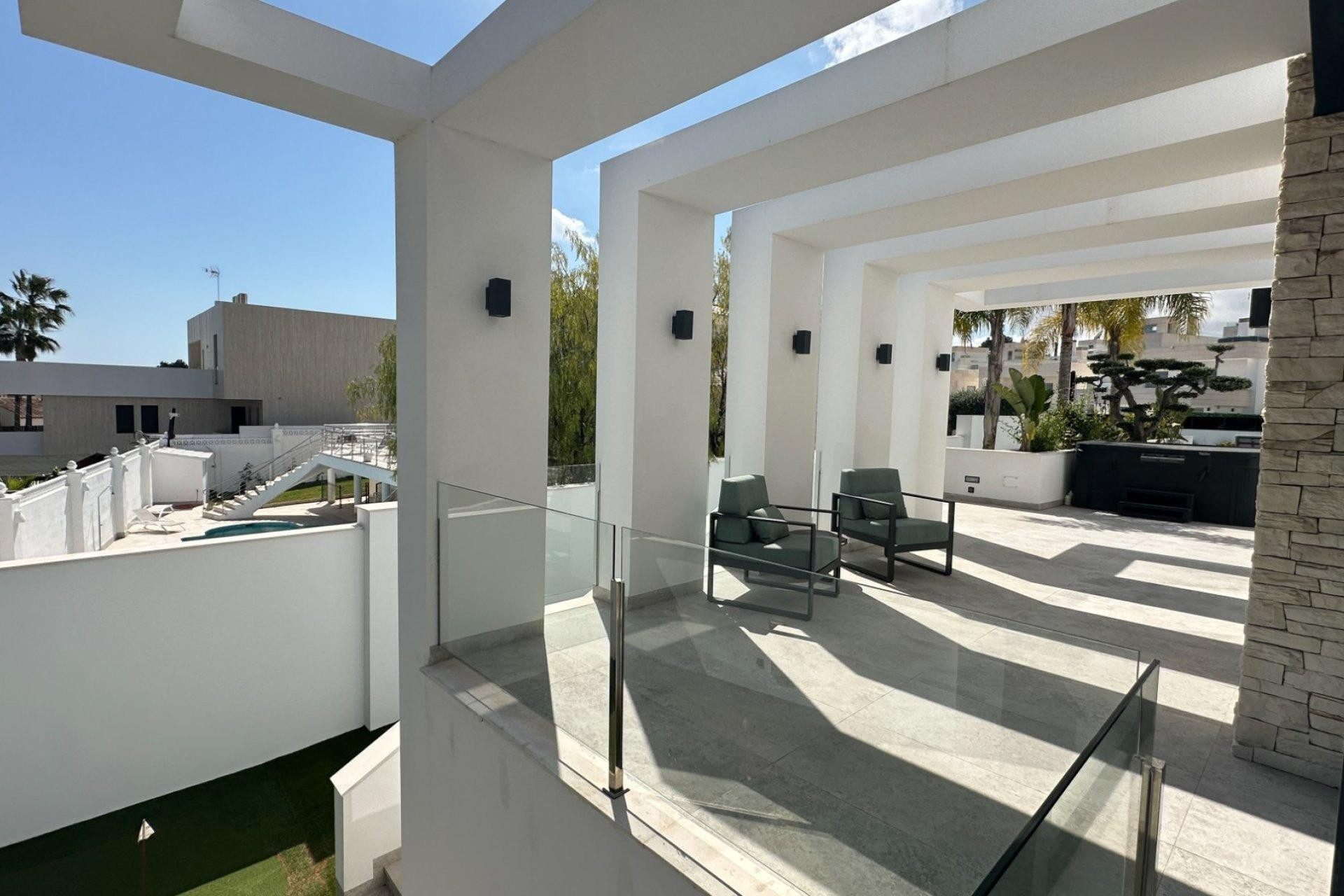 Reventa - Villa - Orihuela Costa - Villamartín-Las Filipinas