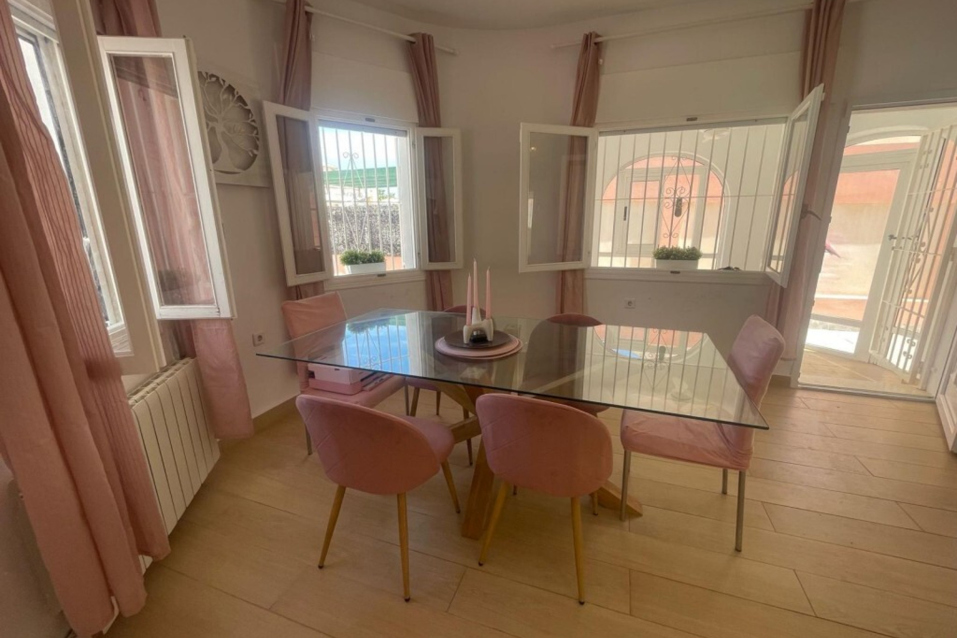 Reventa - Villa - Playa Flamenca