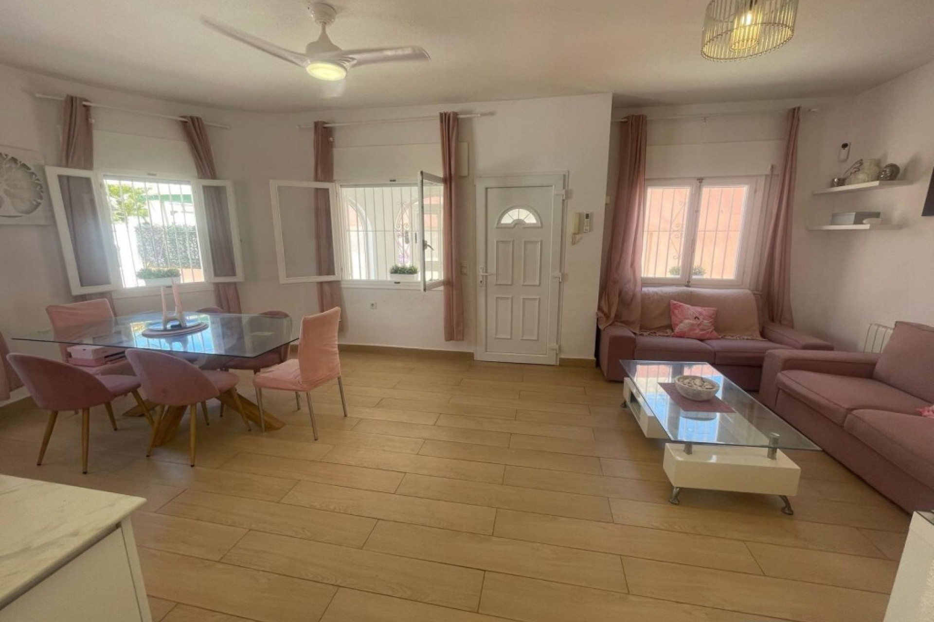 Reventa - Villa - Playa Flamenca