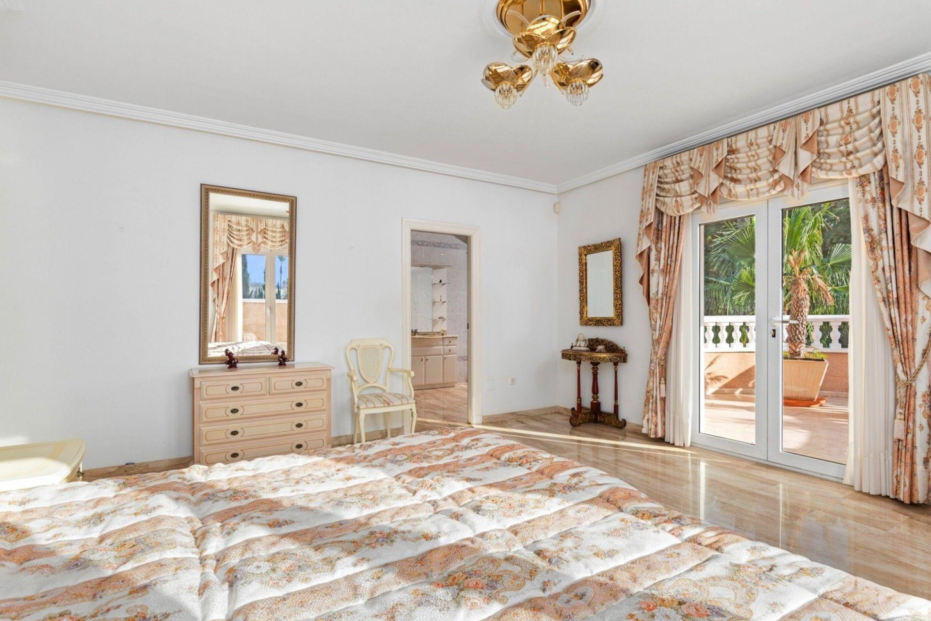 Reventa - Villa - Rojales - Centro de la Ciudad Quesada