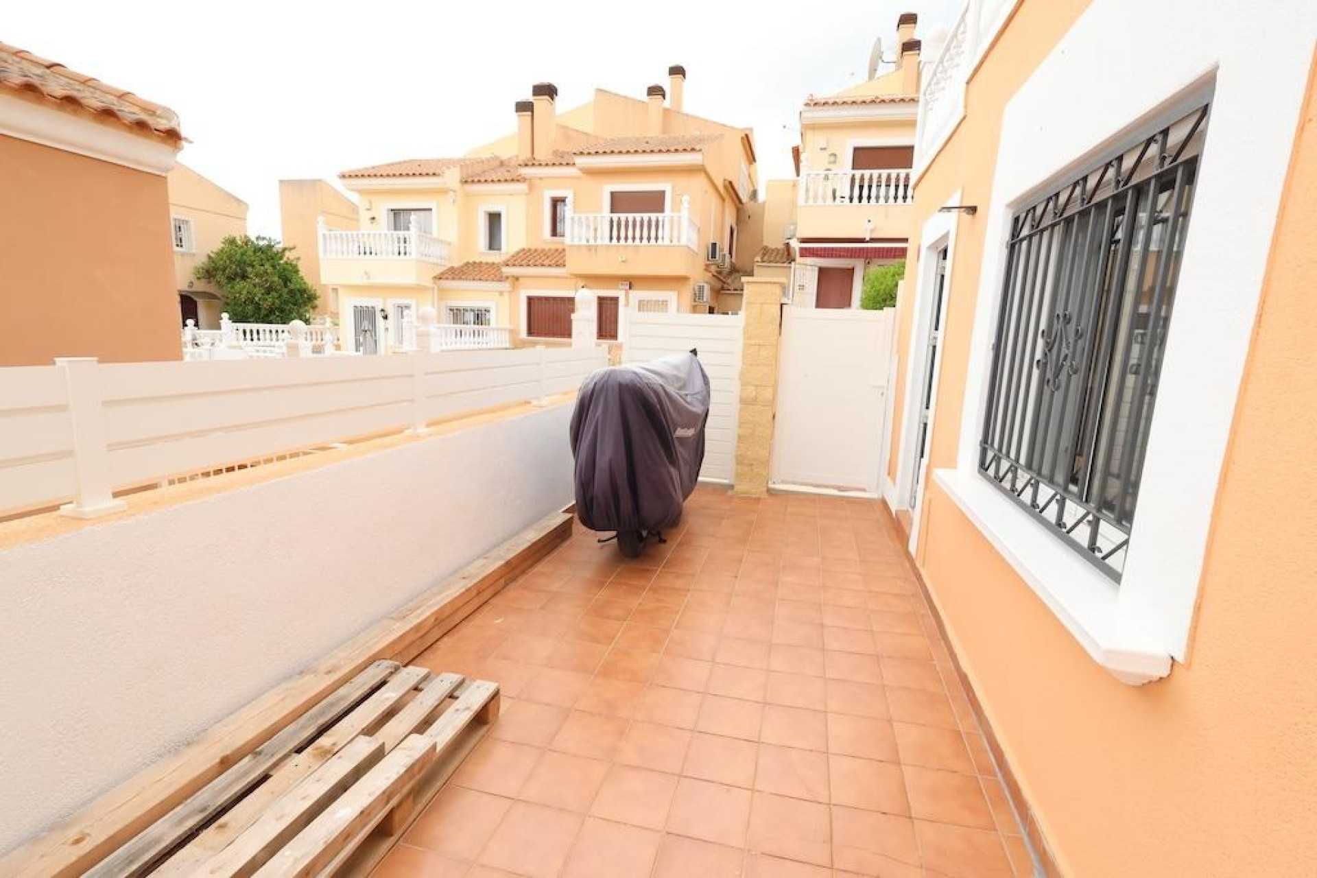 Reventa - Villa - San Miguel de Salinas - Las filipinas
