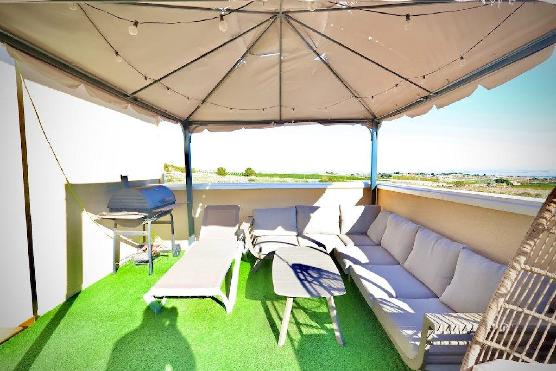 Reventa - Villa - San Miguel de Salinas - Residencial los flamencos