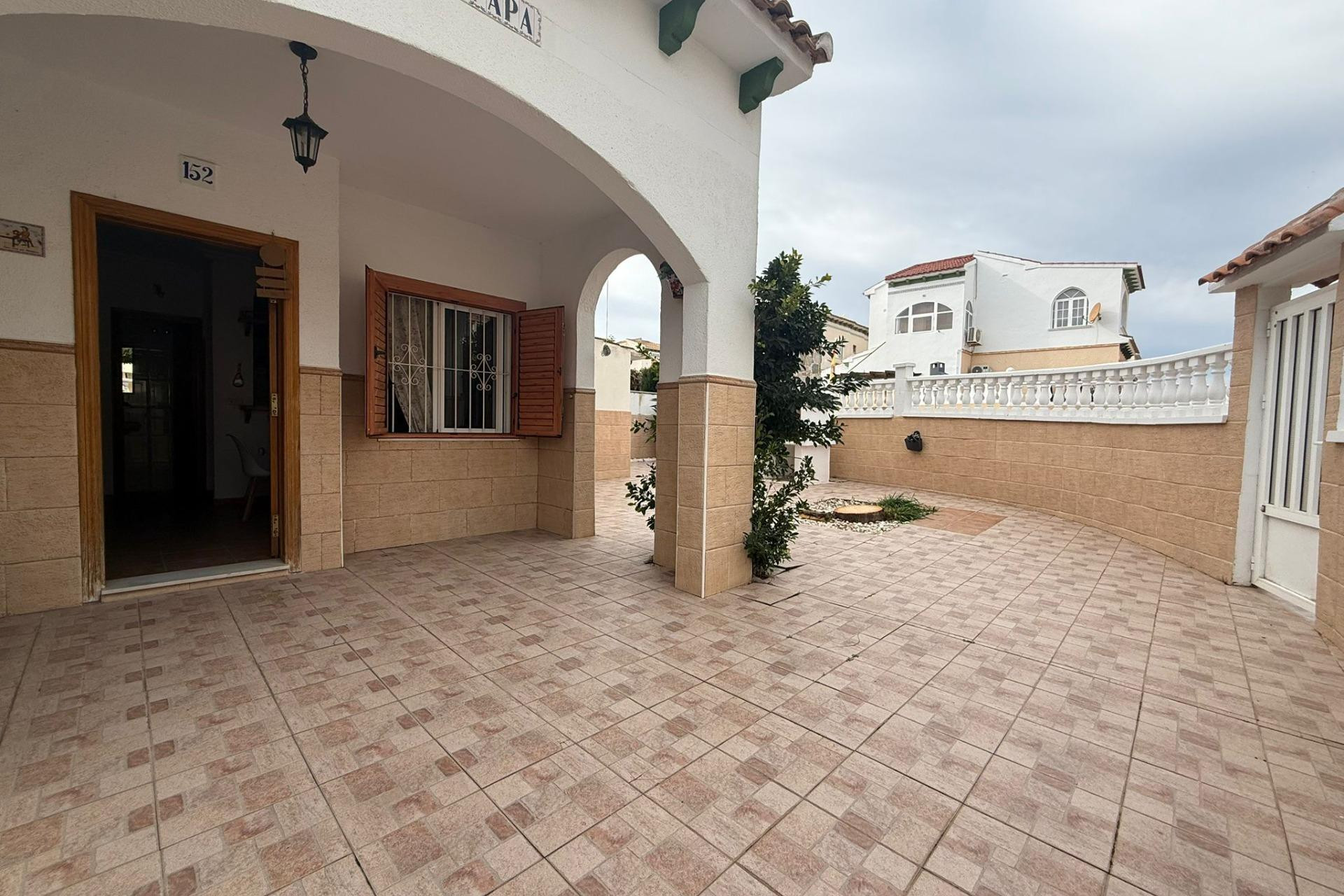 Reventa - Villa - Torrevieja - Acequion