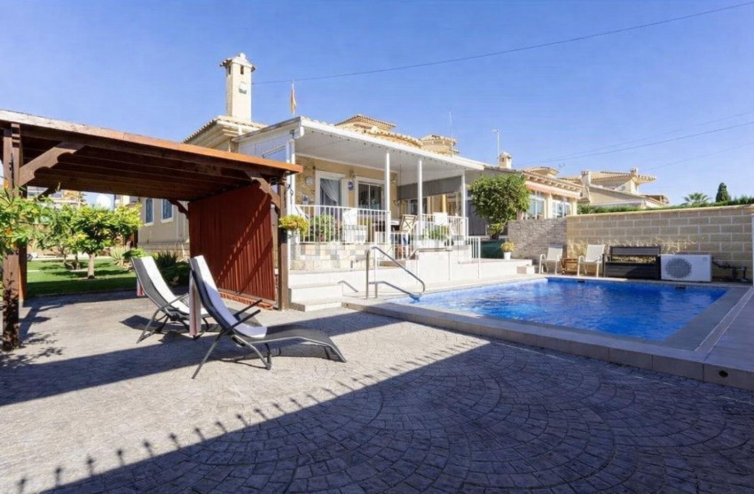 Reventa - Villa - Torrevieja - El chaparral