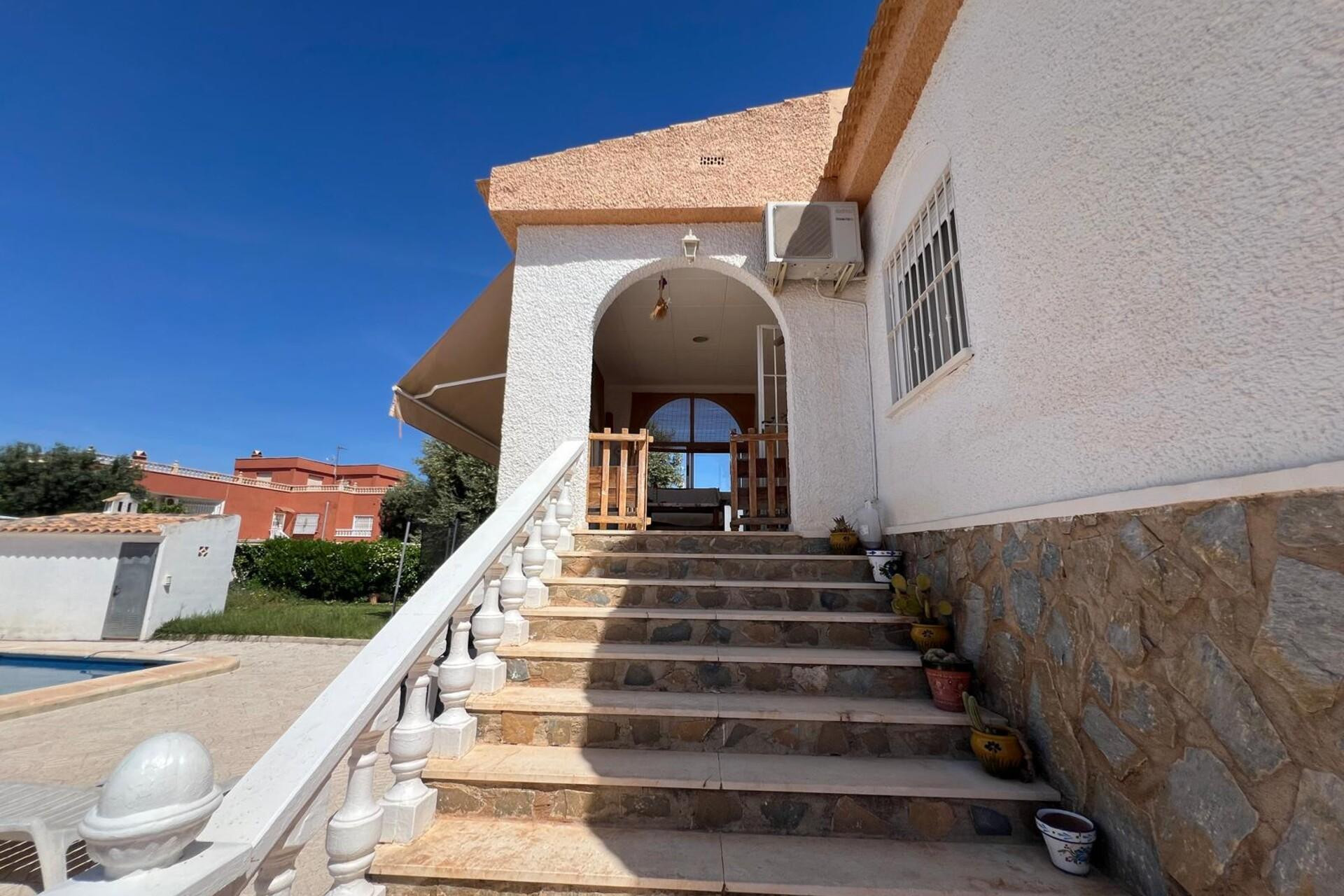 Reventa - Villa - Torrevieja - La Siesta - El Salado - Torreta