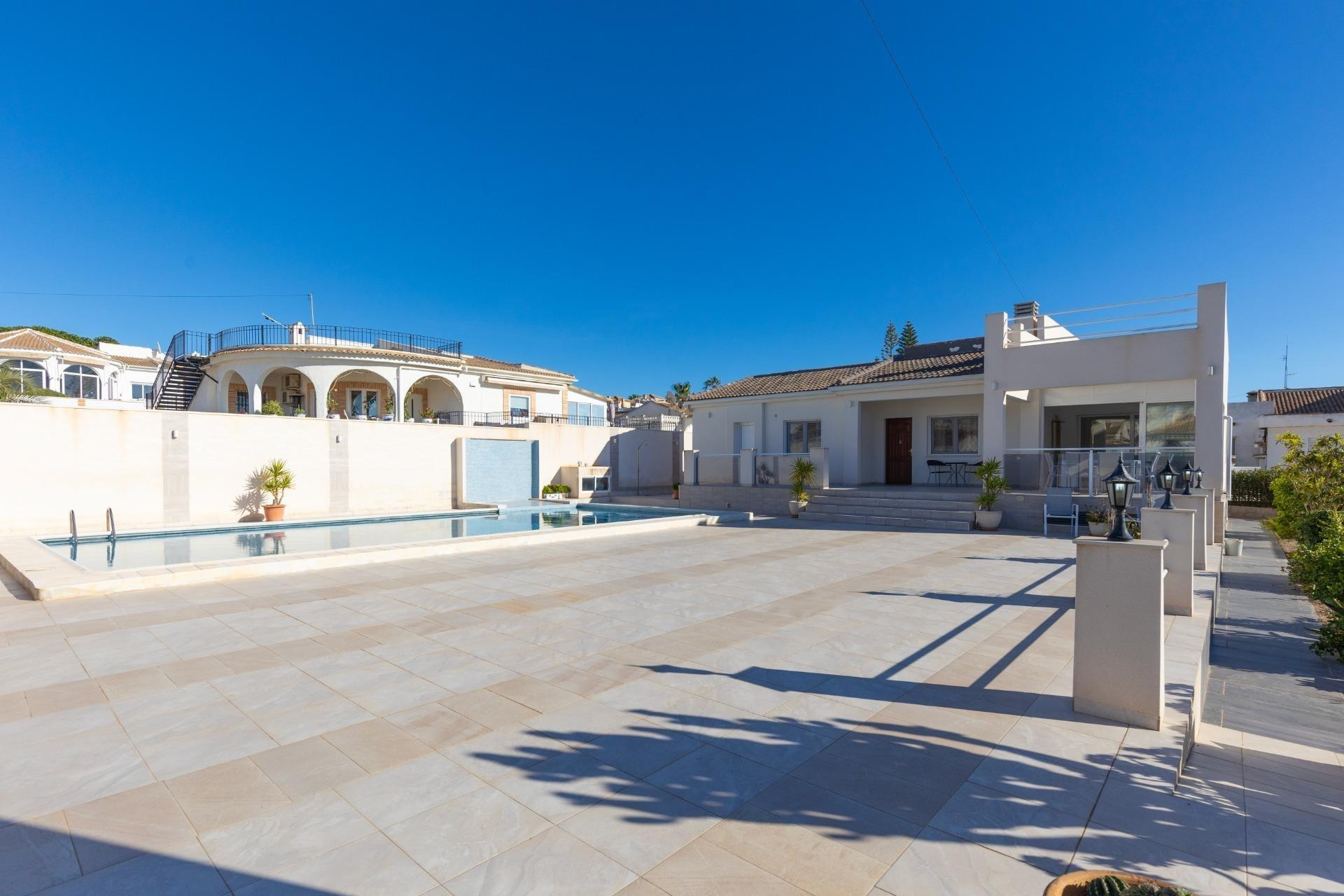 Reventa - Villa - Torrevieja - La siesta
