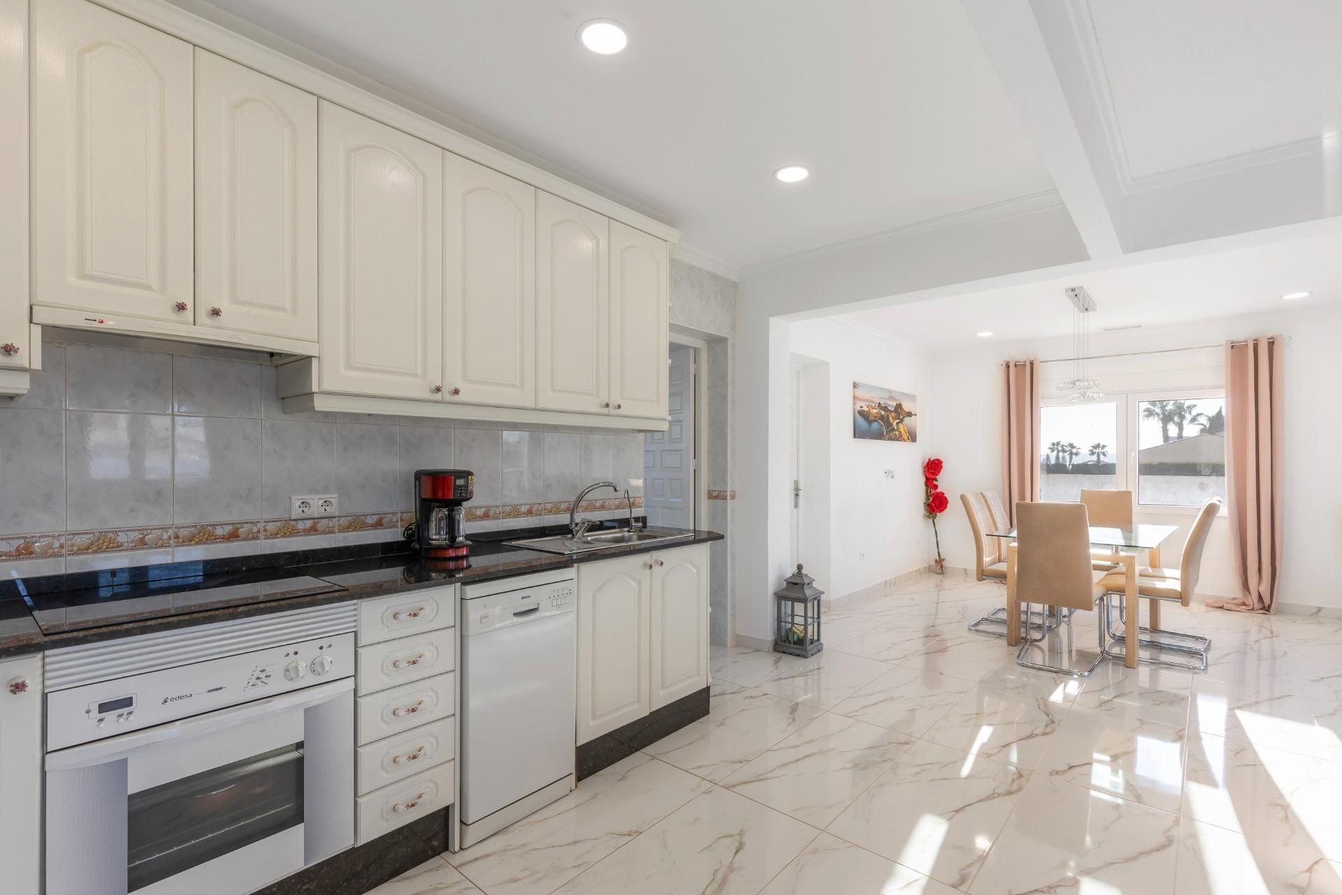 Reventa - Villa - Torrevieja - La siesta