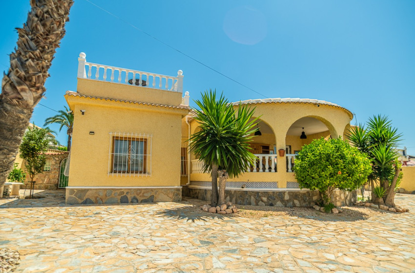Reventa - Villa - Torrevieja - La Siesta