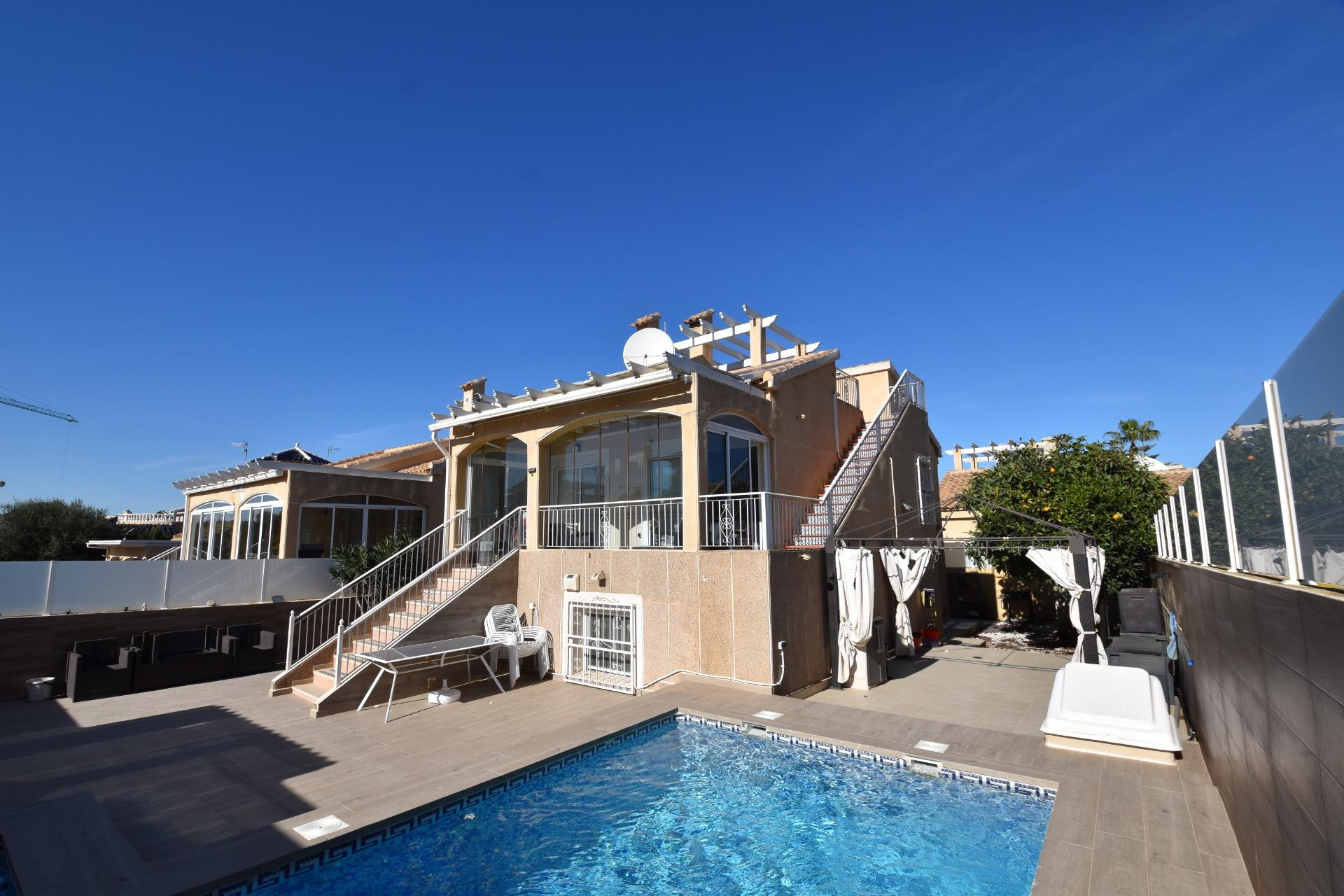 Reventa - Villa - Torrevieja - Los altos