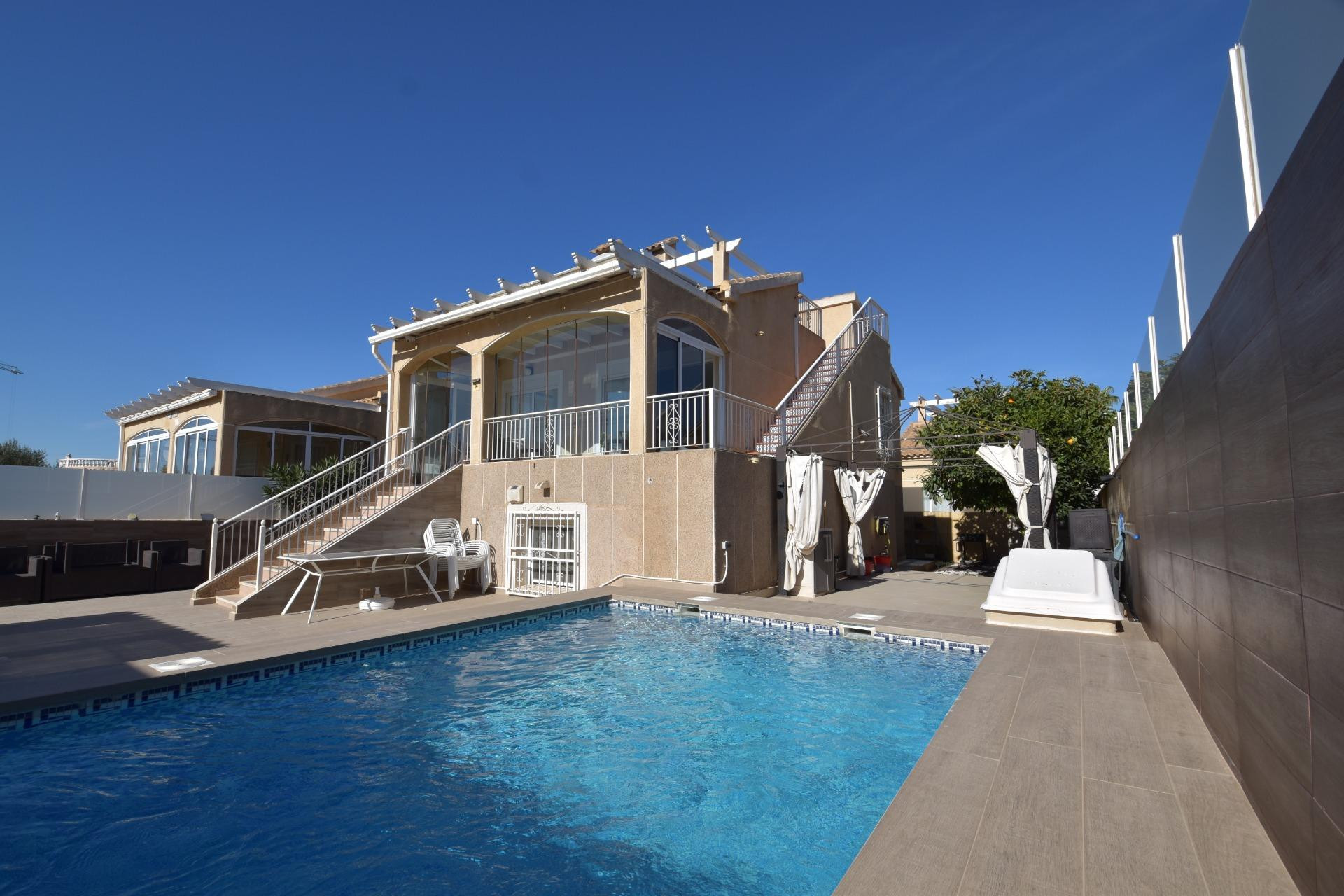 Reventa - Villa - Torrevieja - Los altos