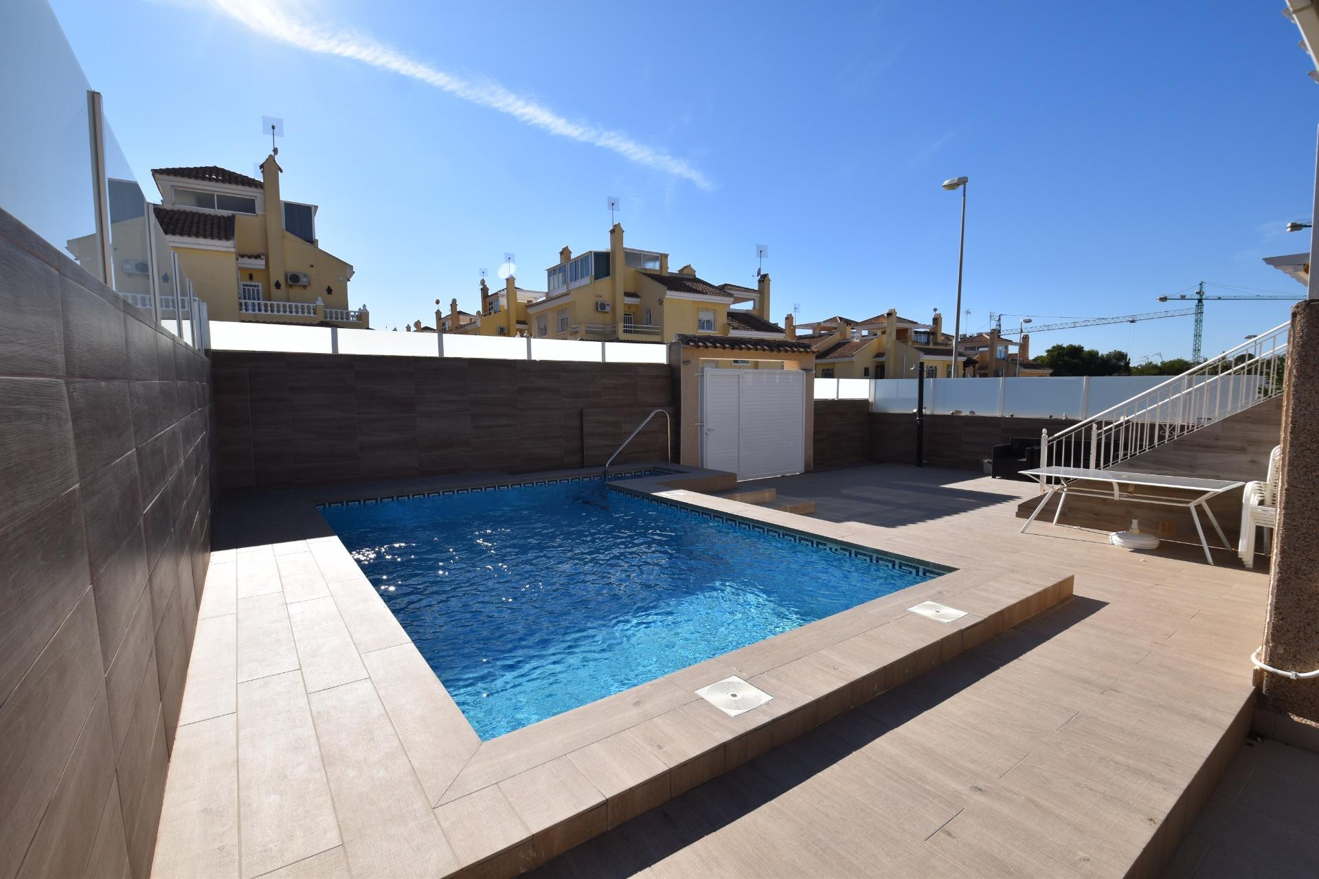 Reventa - Villa - Torrevieja - Los altos