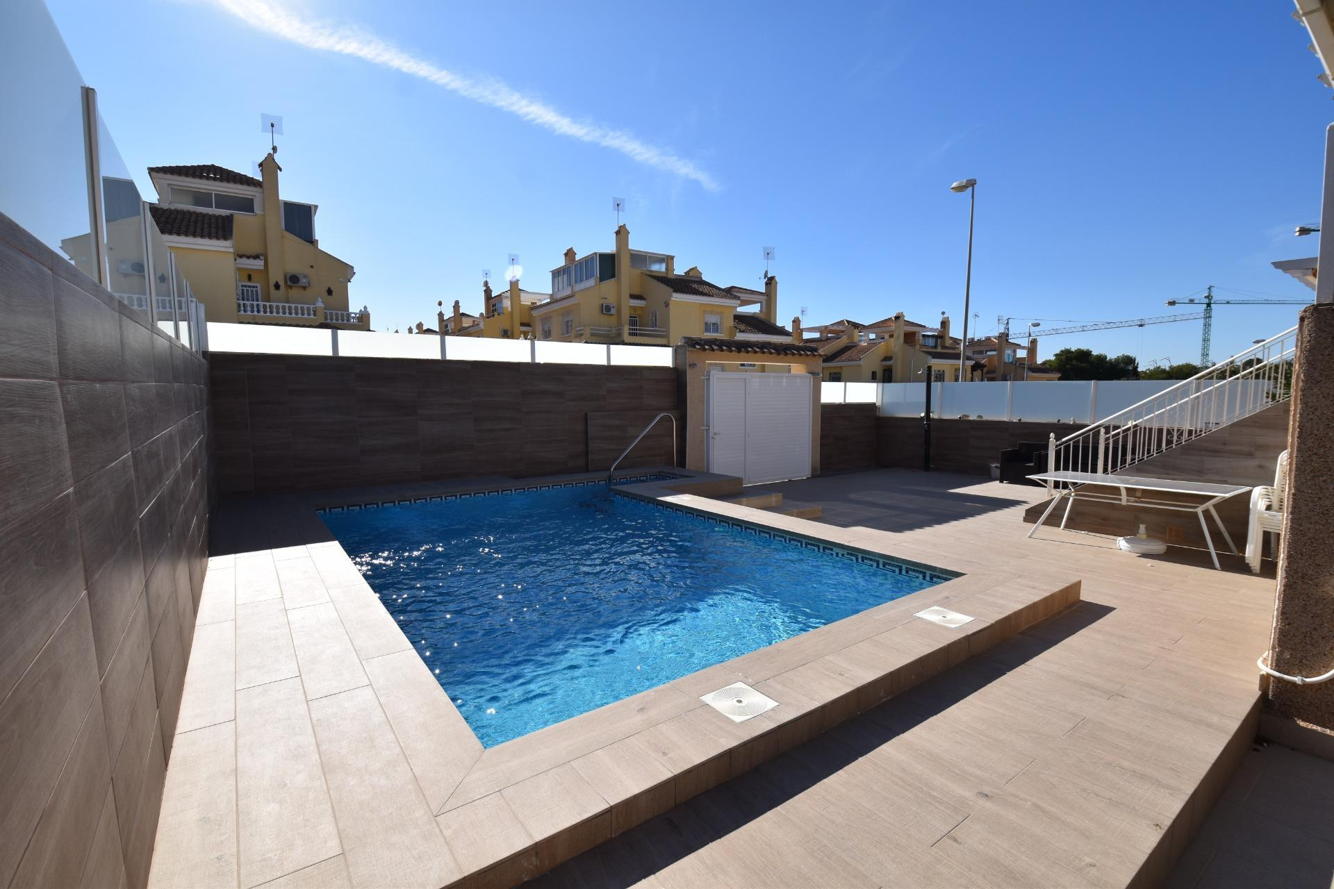 Reventa - Villa - Torrevieja - Los altos