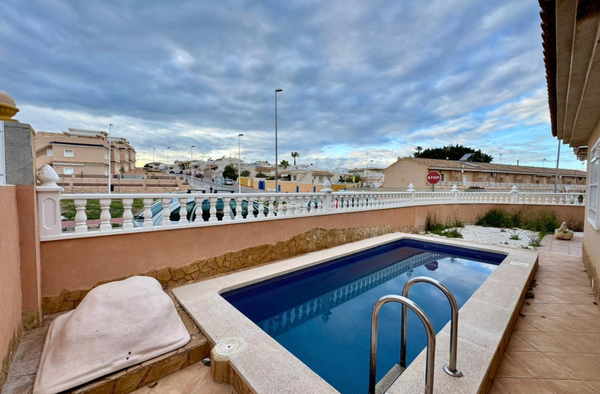 Reventa - Villa - Torrevieja - Los Balcones - Los Altos del Edén