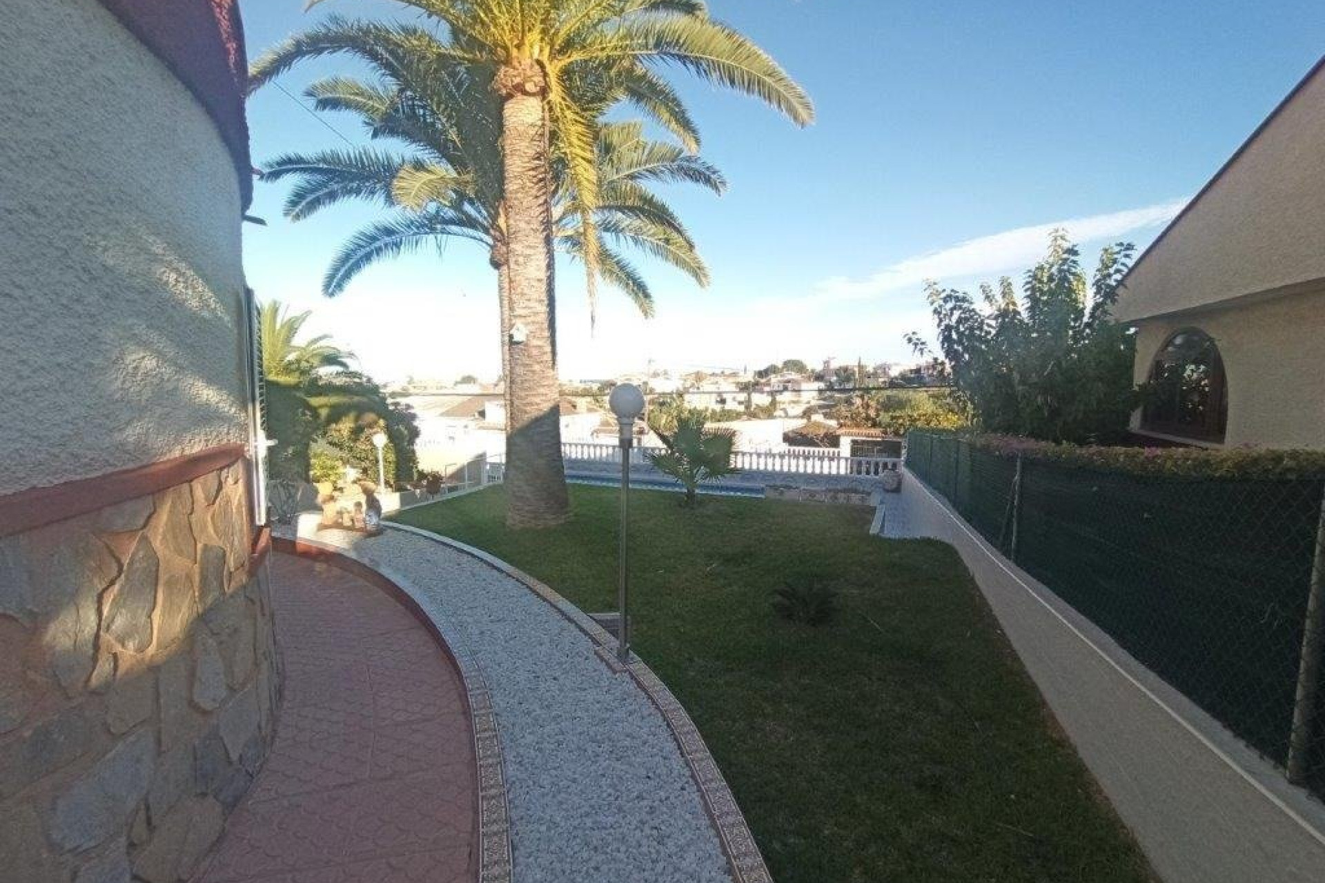 Reventa - Villa - Torrevieja - Los balcones