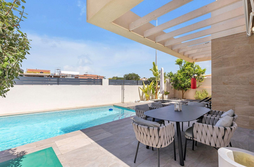 Reventa - Villa - Torrevieja - Torretas