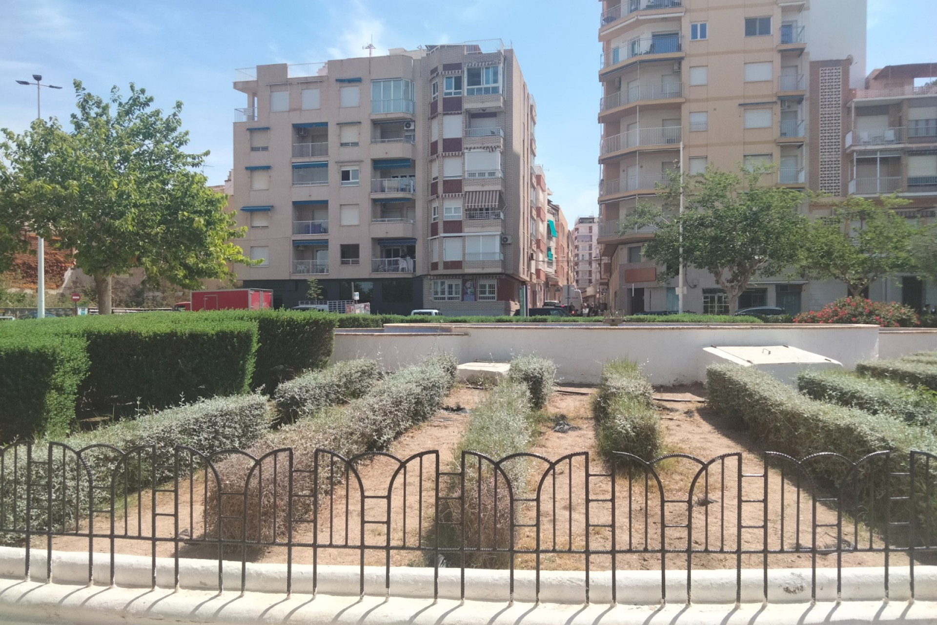 Revente - Apartment - Aguilas - Center