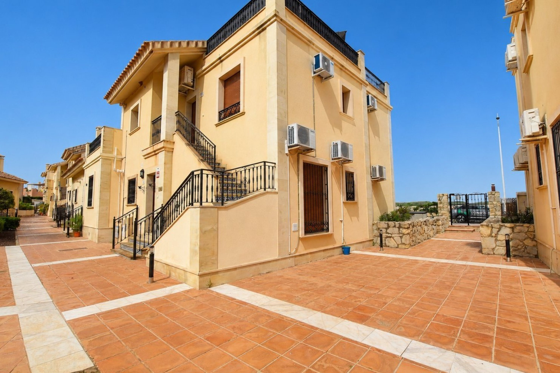 Revente - Apartment - Algorfa - La Finca Golf Resort