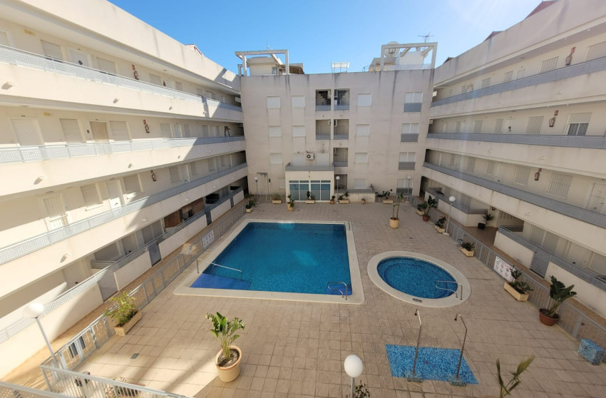 Revente - Apartment - Almoradí