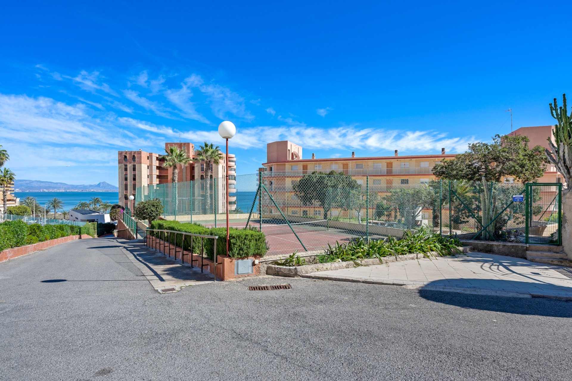 Revente - Apartment - Arenales del Sol - Arenales del Sol - Town