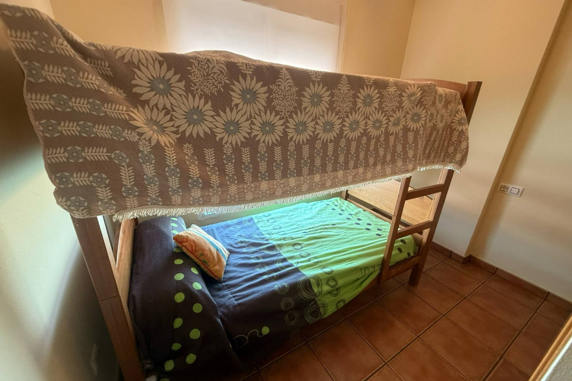 Revente - Apartment - Daya Nueva