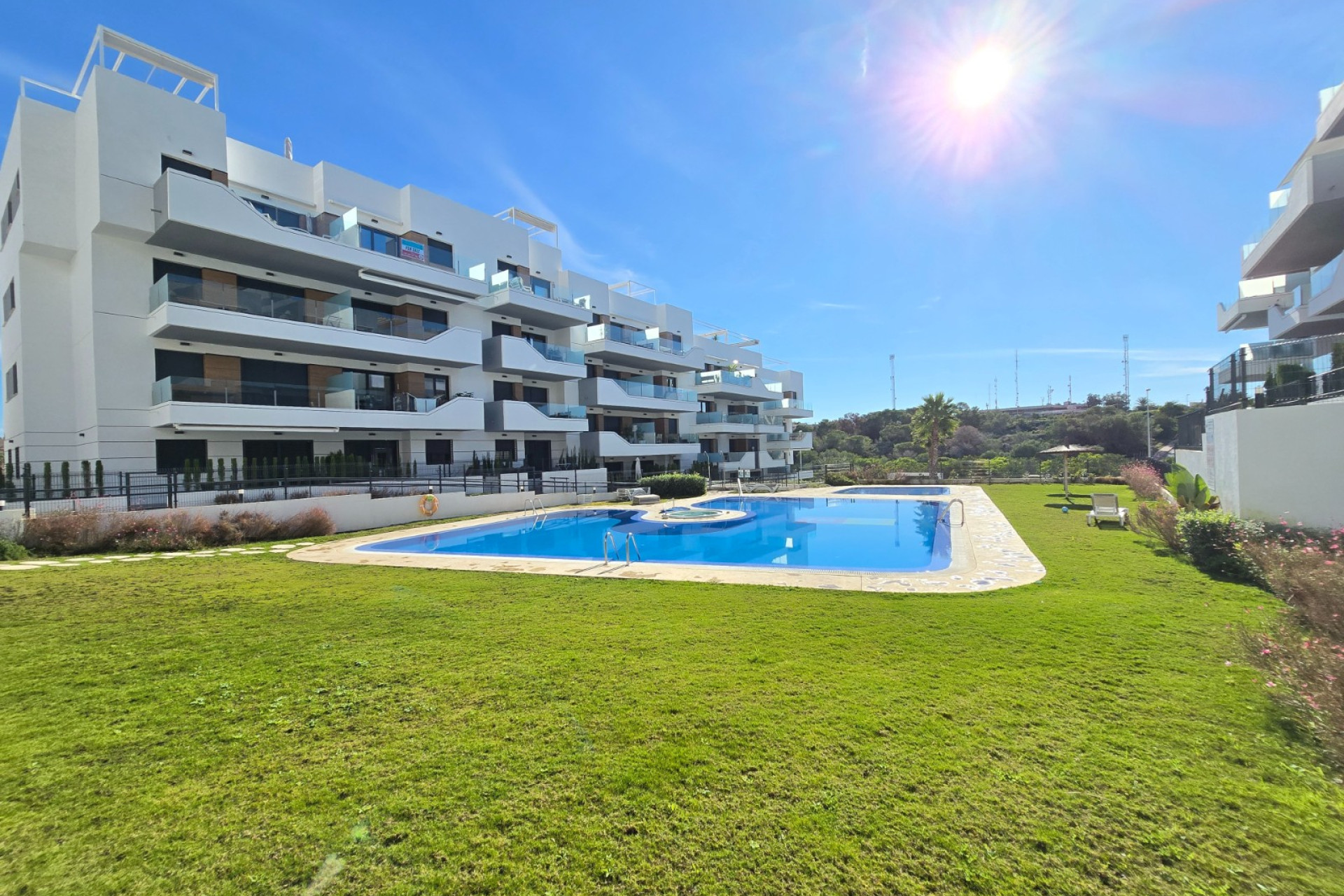 Revente - Apartment / Flat * - Orihuela Costa - Villamartín *