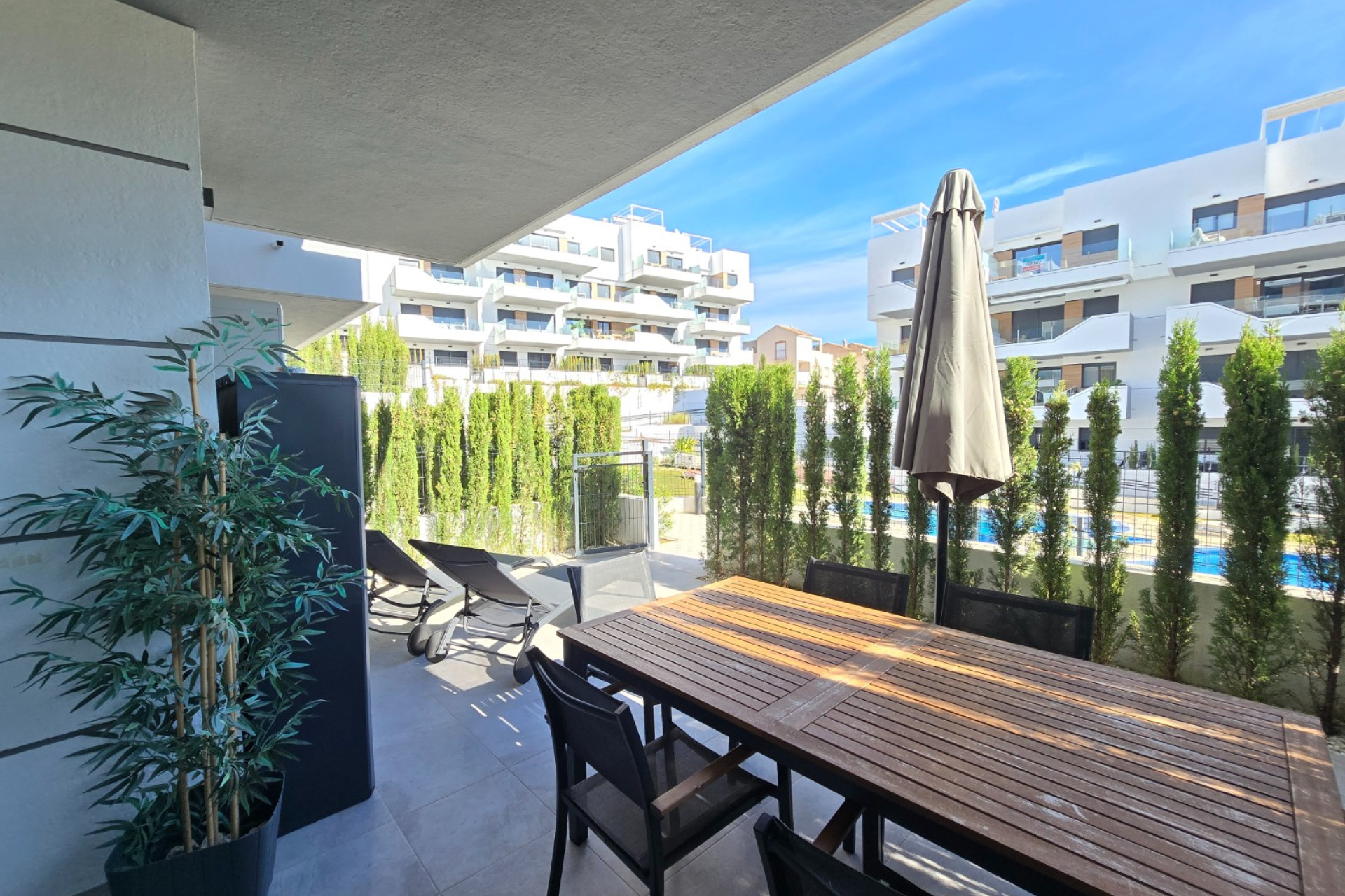 Revente - Apartment / Flat * - Orihuela Costa * - Villamartín *