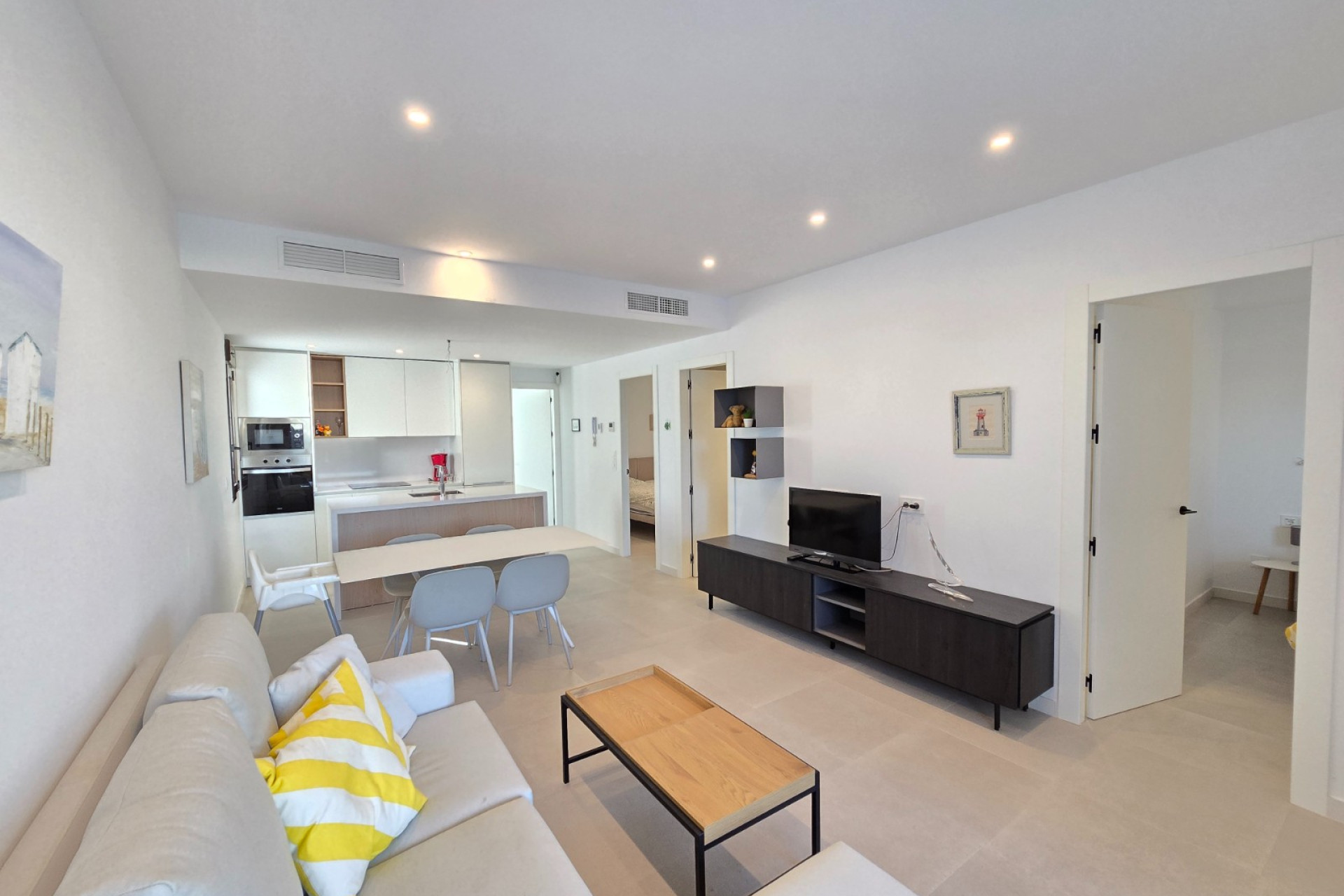 Revente - Apartment / Flat * - Pilar de la Horadada *