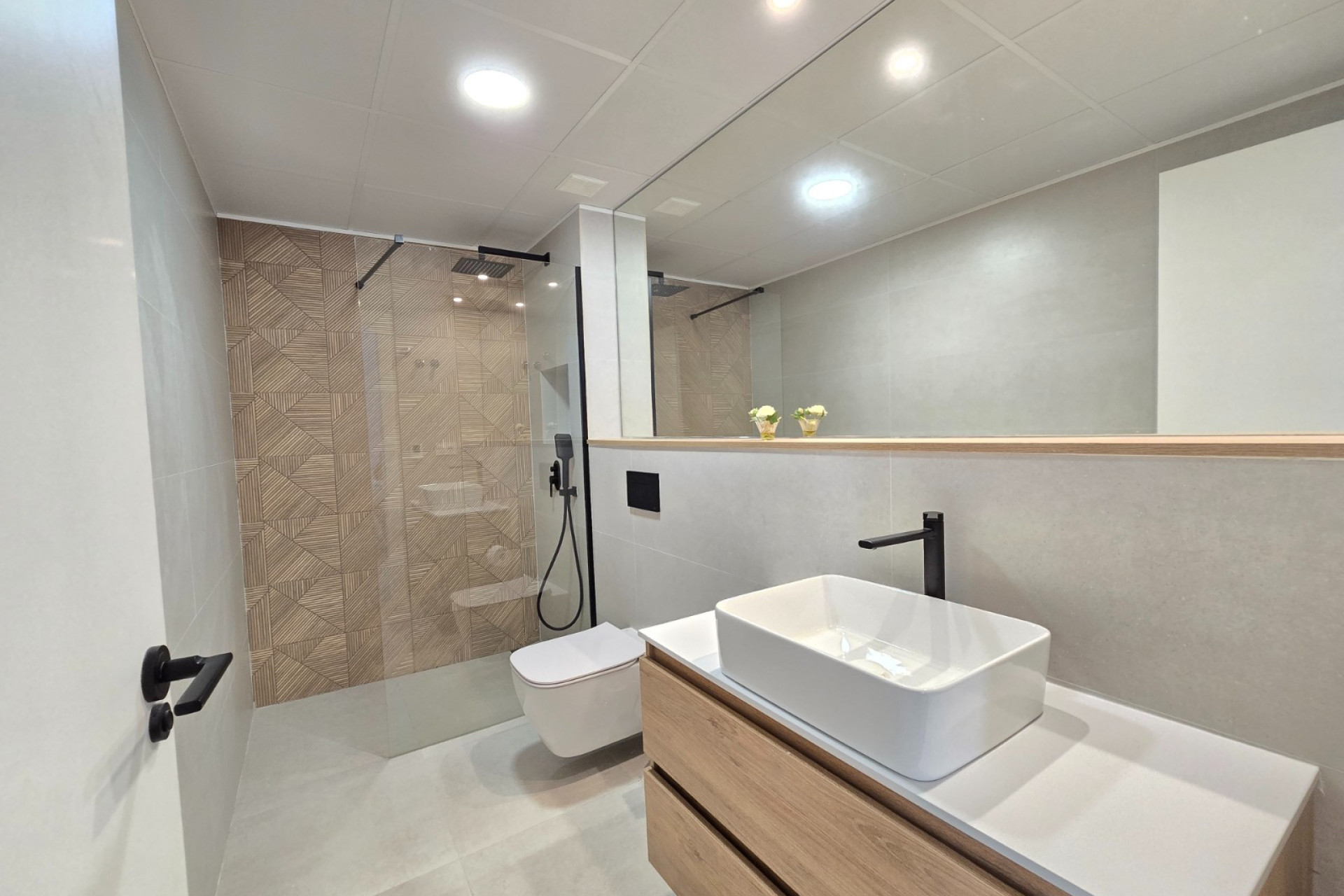 Revente - Apartment / Flat * - Pilar de la Horadada *