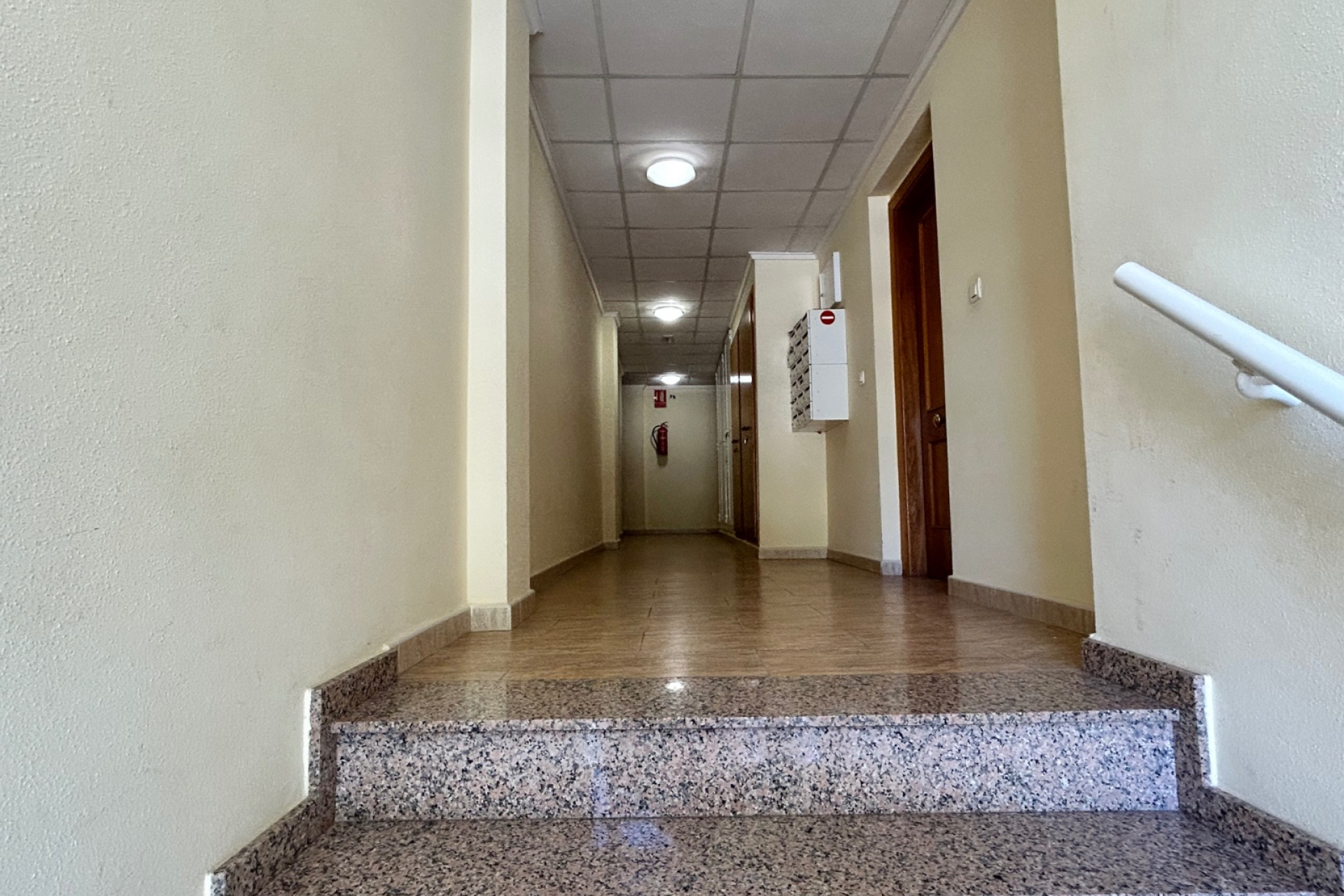 Revente - Apartment - Jacarilla - pueblo