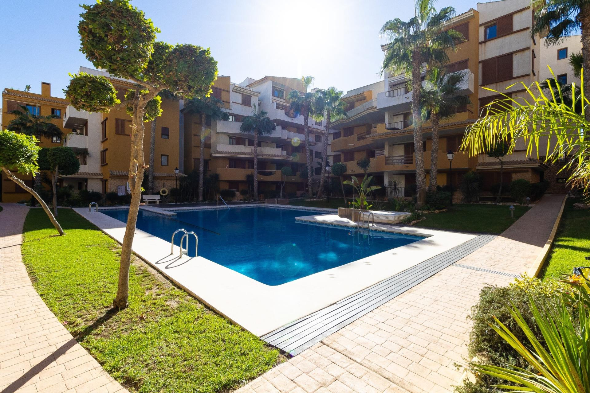 Revente - Apartment - Orihuela Costa - Punta Prima