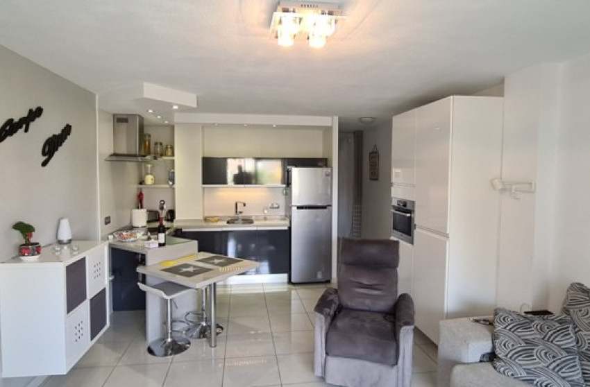 Revente - Apartment - Orihuela Costa - Punta Prima